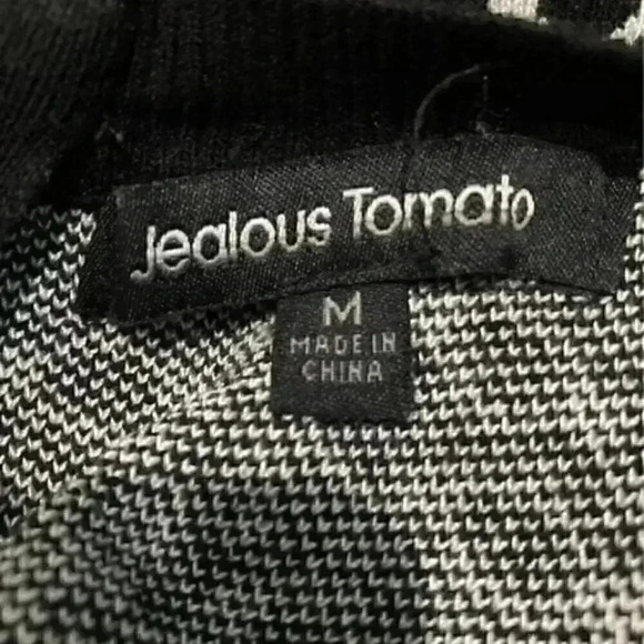 Jealous tomato sweater dress in size medium - Picture 6 of 6